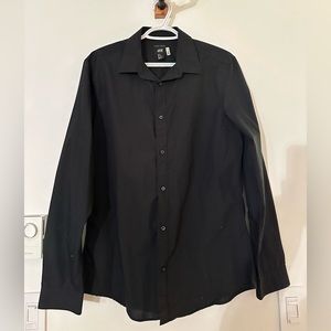 H&M men’s black dress shirt, size medium